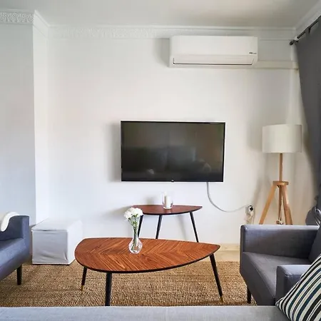 Beautiful -direct Access To The Appartement