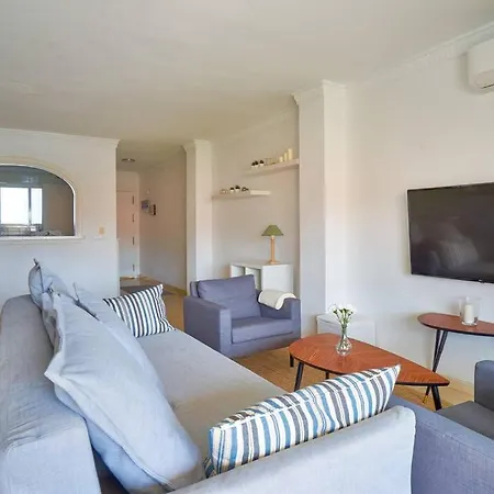 Beautiful -direct Access To The Marbella