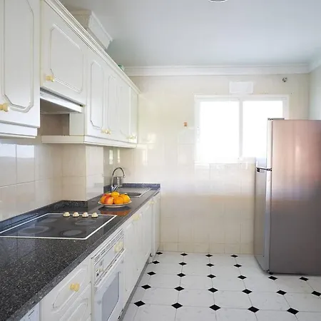 Beautiful -direct Access To The Marbella